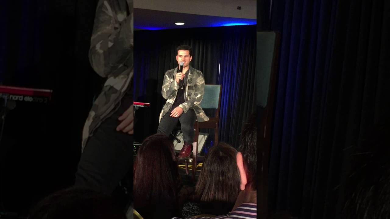 Michael Malarkey doing his Enzo accent #TVDDC 2016