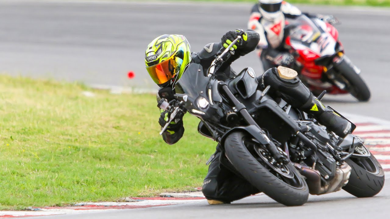 Yamaha MT09 2021 2022 | Track test | 4K