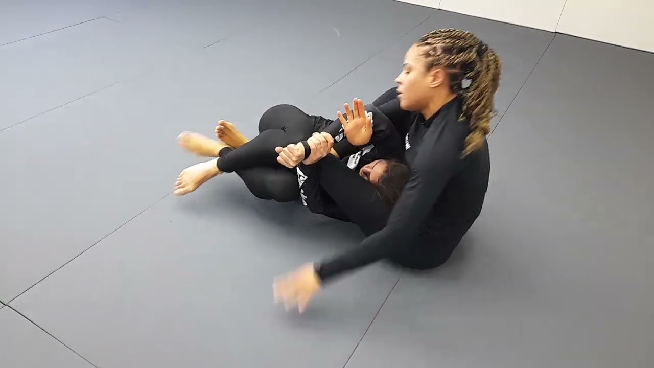 MBJJTV :  Randori Training #15 Véro 