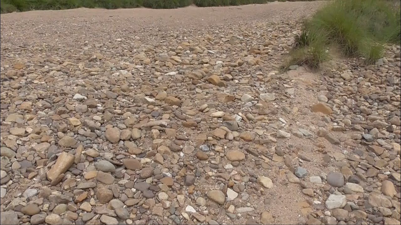 Looking for new deposits after the floods at Shoalhaven river