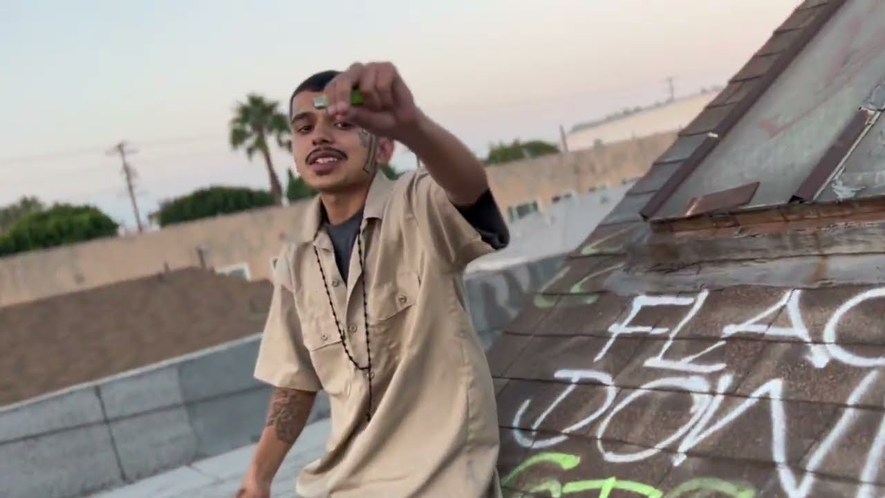 T-FKACE - WALKING DOWN YOUR BLOCK (Shot by. BansOnTheBeat)