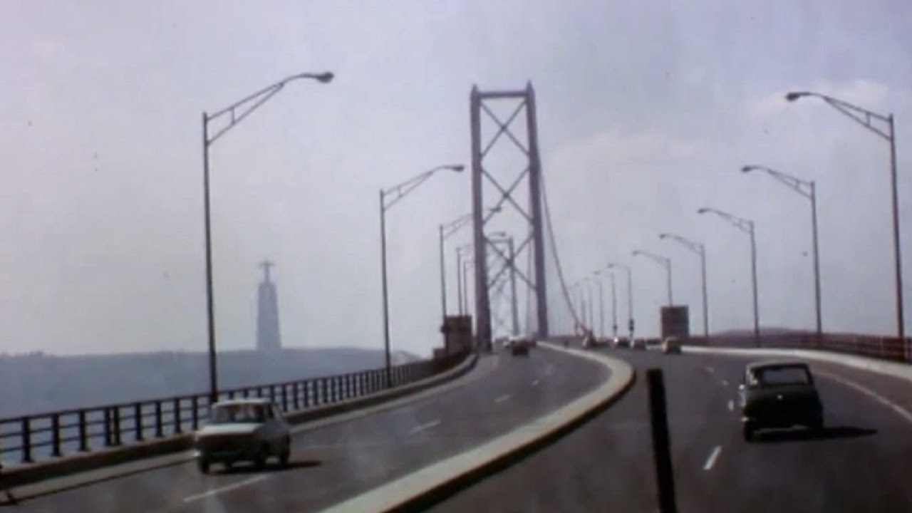 Atravessar a Ponte Salazar | 1972