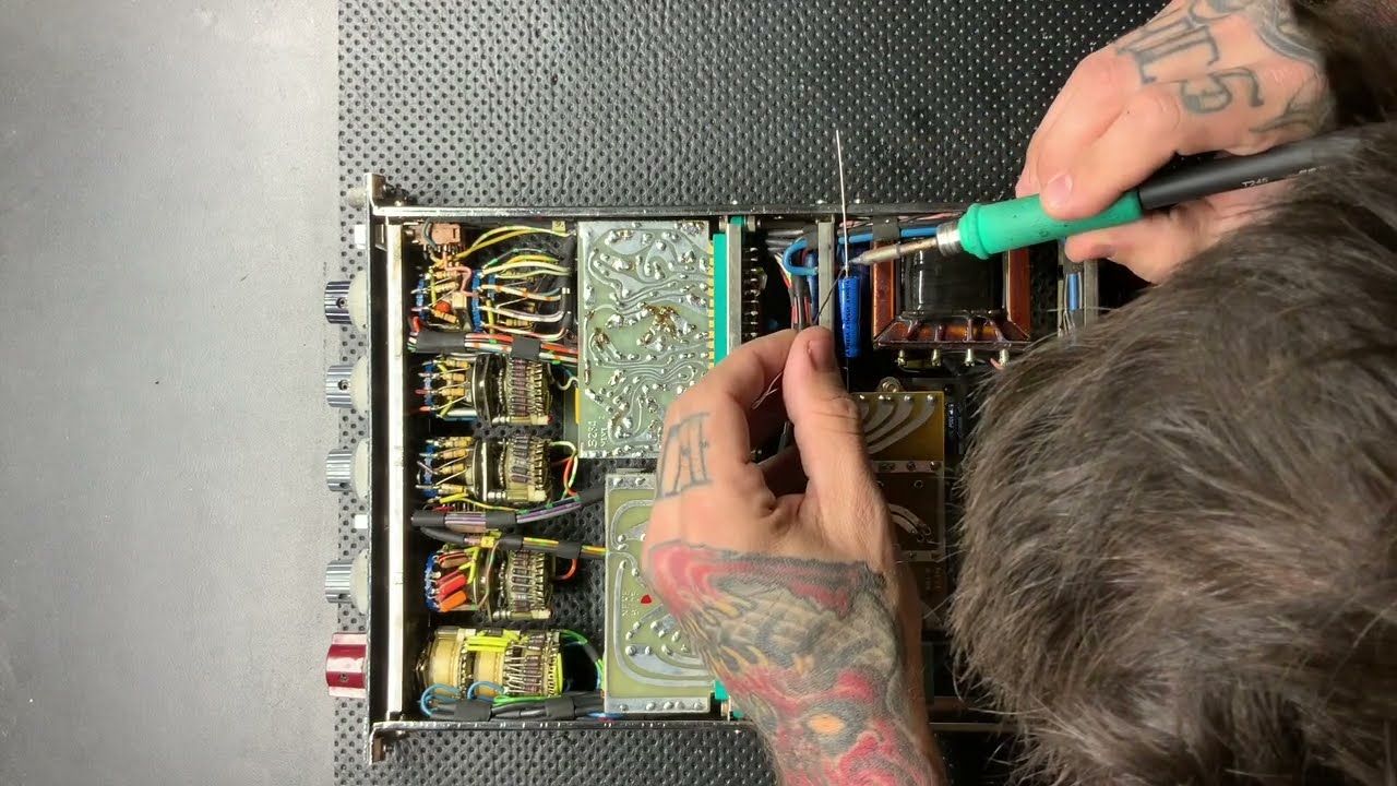Recapping a Neve 1073/1084 Preamp - Recording Studio Tech Repairs