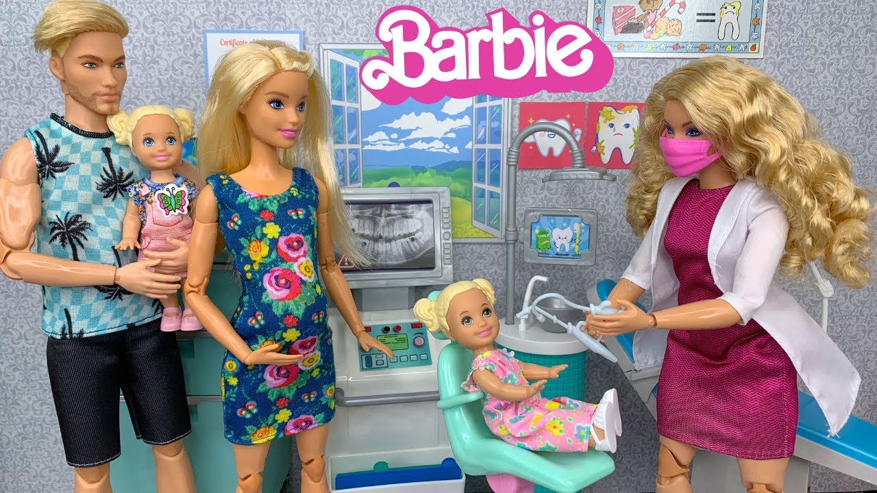 Barbie Doll Family Dentist Visit and Mini Mart Stories
