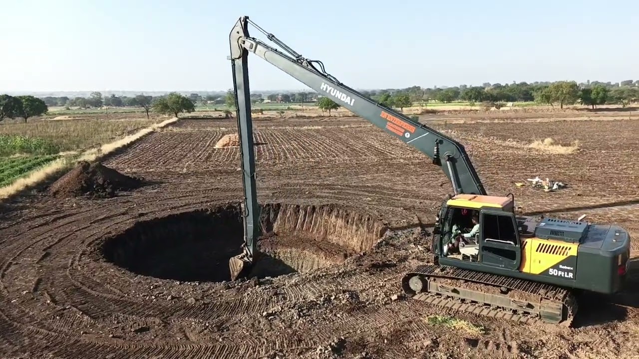 आज बावड़ी का लास्ट काम बाकी है। मेरा ब्लॉक वीडियो इस मशीन पर#Hyundai machine #exavator 