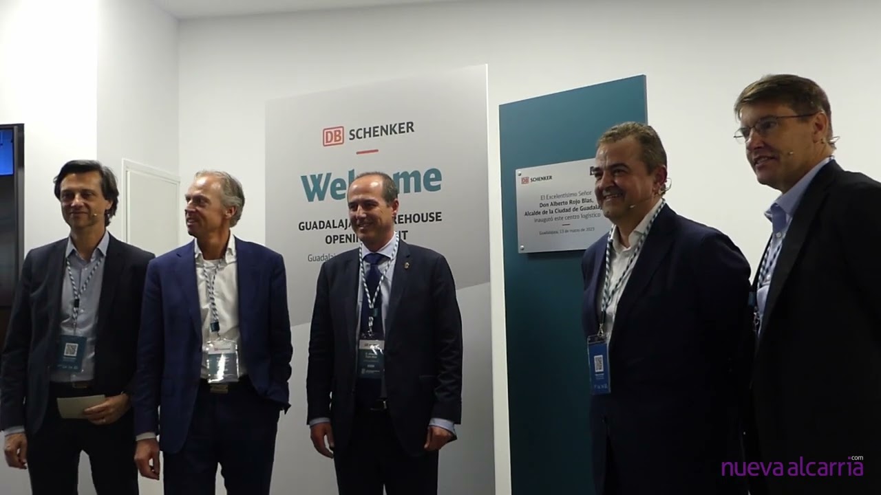Inauguración del centro logístico de  DB Schenker, con fuerte presencia de ADIDAS