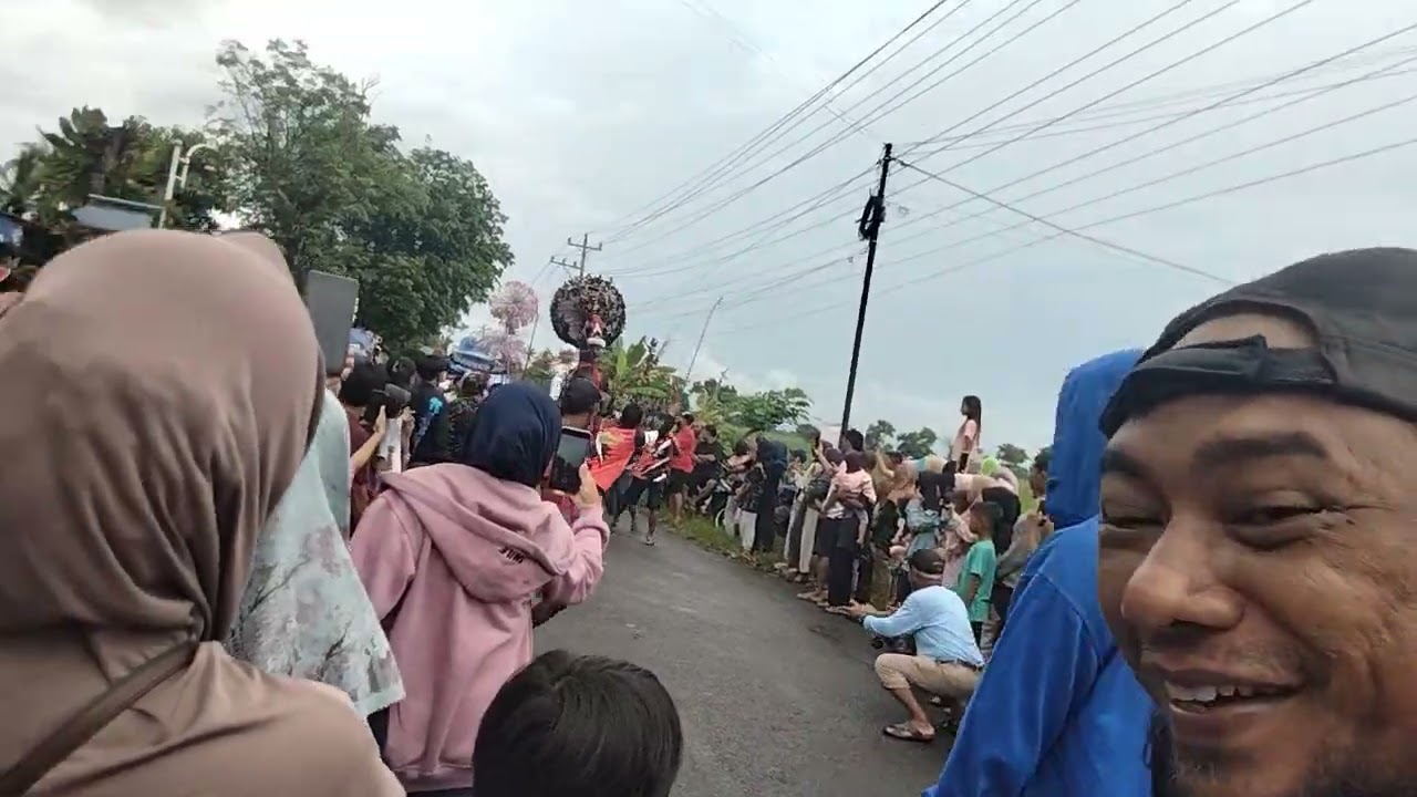 Arak arakan pawai kuda jingkrak desa piyono/Minggu 1 Februari 2026