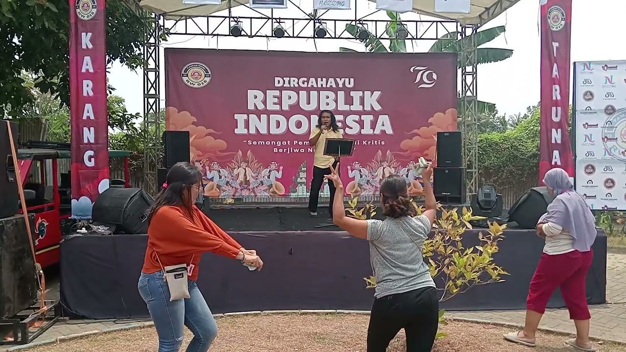 tajamnya karang artis topnya taman nury kang mas daryanto