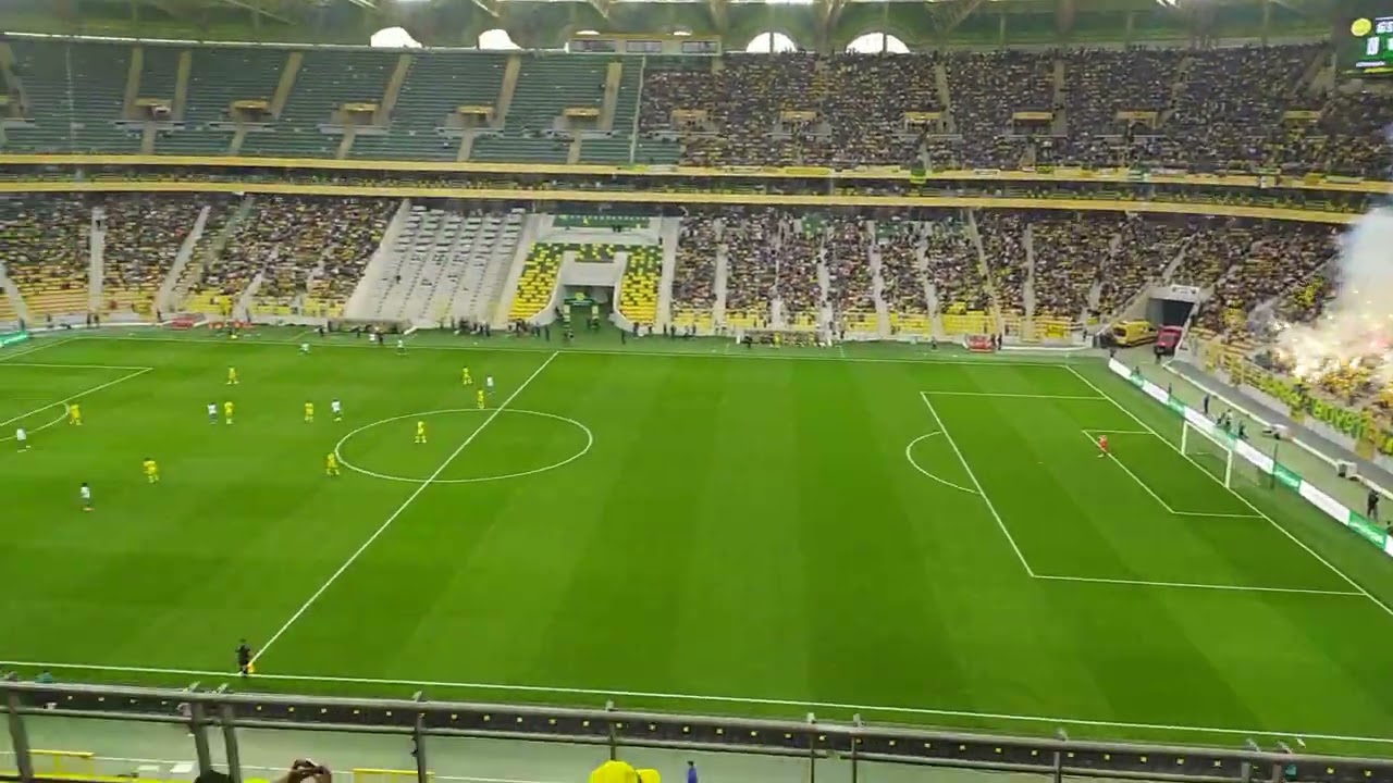 Ambiance des ultras Leaders lors du match JSK vs usb