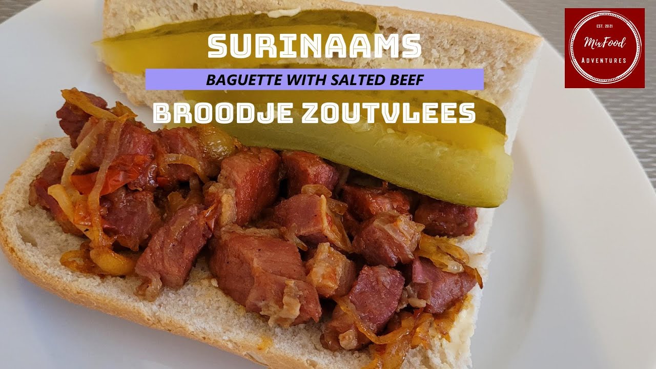 SURINAAMS BROODJE ZOUTVLEES. SRANAN BREDE SOWTOE METIE. BAGUETTE WITH SALTED BEEF.