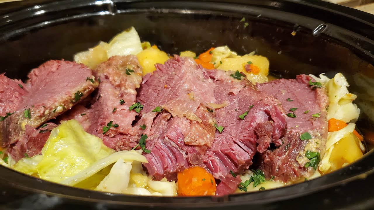 ЛУЧШАЯ солонина с капустой в горшочке