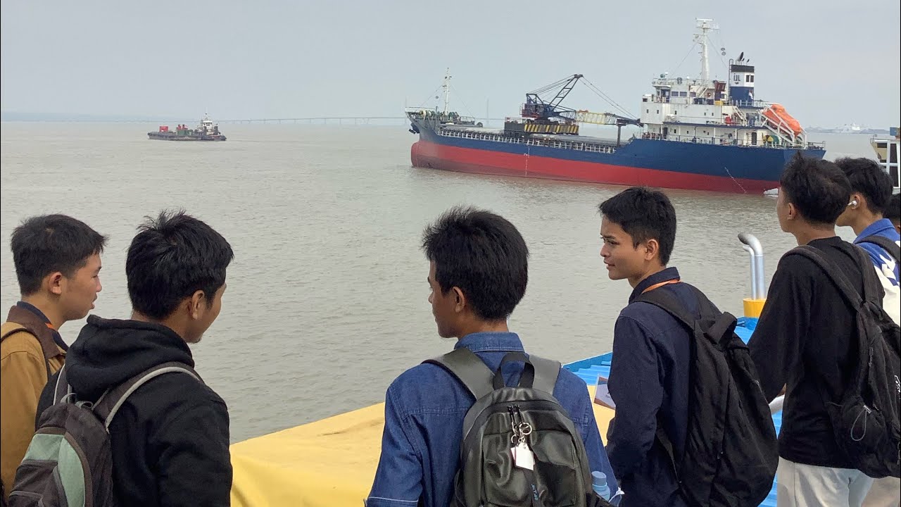 KMP JOKOTOLE DLU - PELABUHAN UJUNG KAMAL