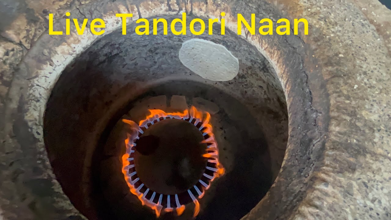 Live Tandori Special Potato Naan First time in Pakistan | Alo Wala Naan | Alo Wali Chappati