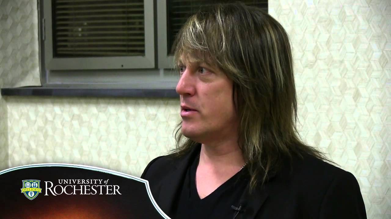 The Music of the Beatles (Supplemental Video) "Andy Babiuk Interview"