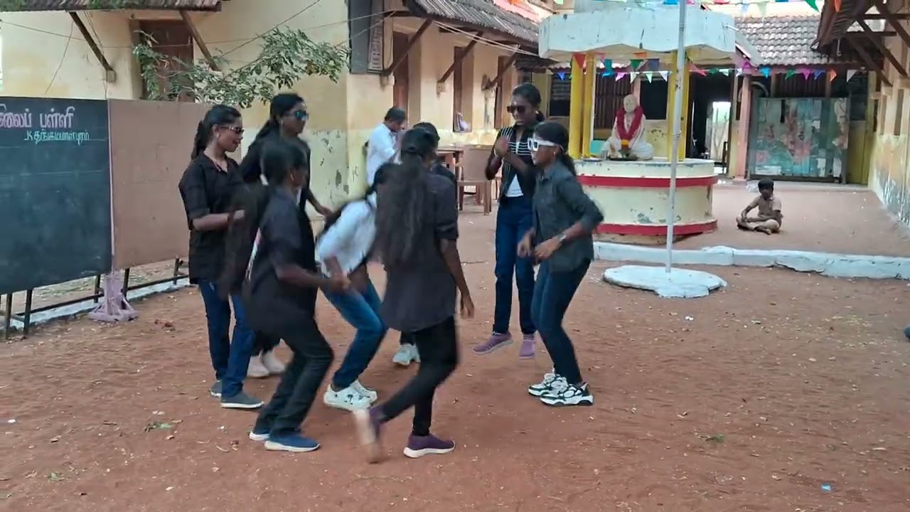 HGK HS 9th Girls-Annual Day 2025-26
