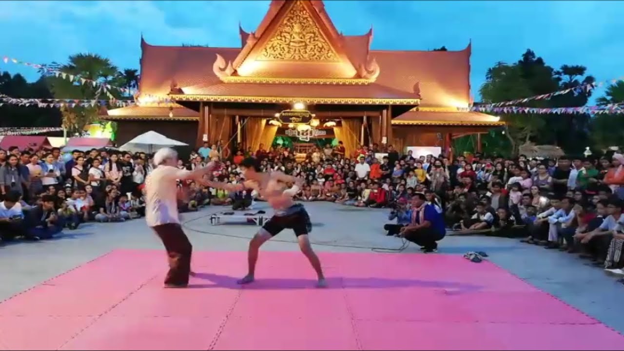 Grand Master San Kimsean showing Bokator skill use kroma to fight