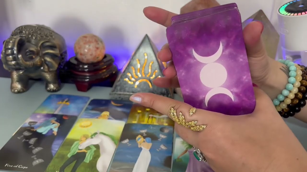 Hindi kana mawala sa isip ng taong to nagsisisi 🤣🦄 alamin 💐 | Love Message | Divine Tarot 888