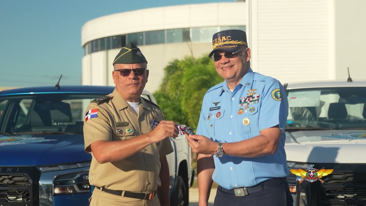 Entrega de vehículos al CESAC para fortalecer las labores de seguridad en terminales aeroportuarias