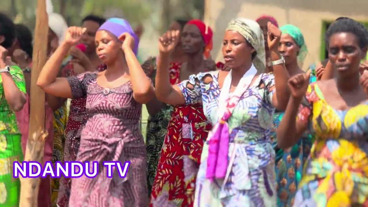 🥰YOO IKORARI YABAMAMA INJIRI CHOIR MUNDIRIMBO NZIZA CYANE  