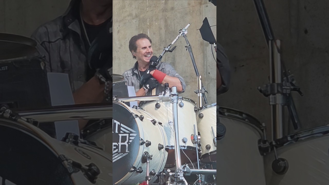 Night Ranger - Sister Christian - God lights it up 08/10/25 Lincoln, NE