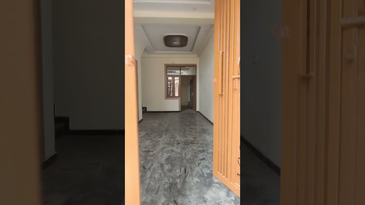 50gaj 2manjil jadse price 42 lakh  makan DLF Ankurvihar with car parking   9582007692 paki rgstry