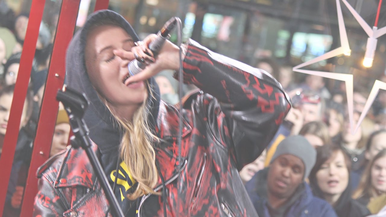 Silvana Imam Tänd alla ljus och Svär på min mamma, live @ Musikhjälpen 2014