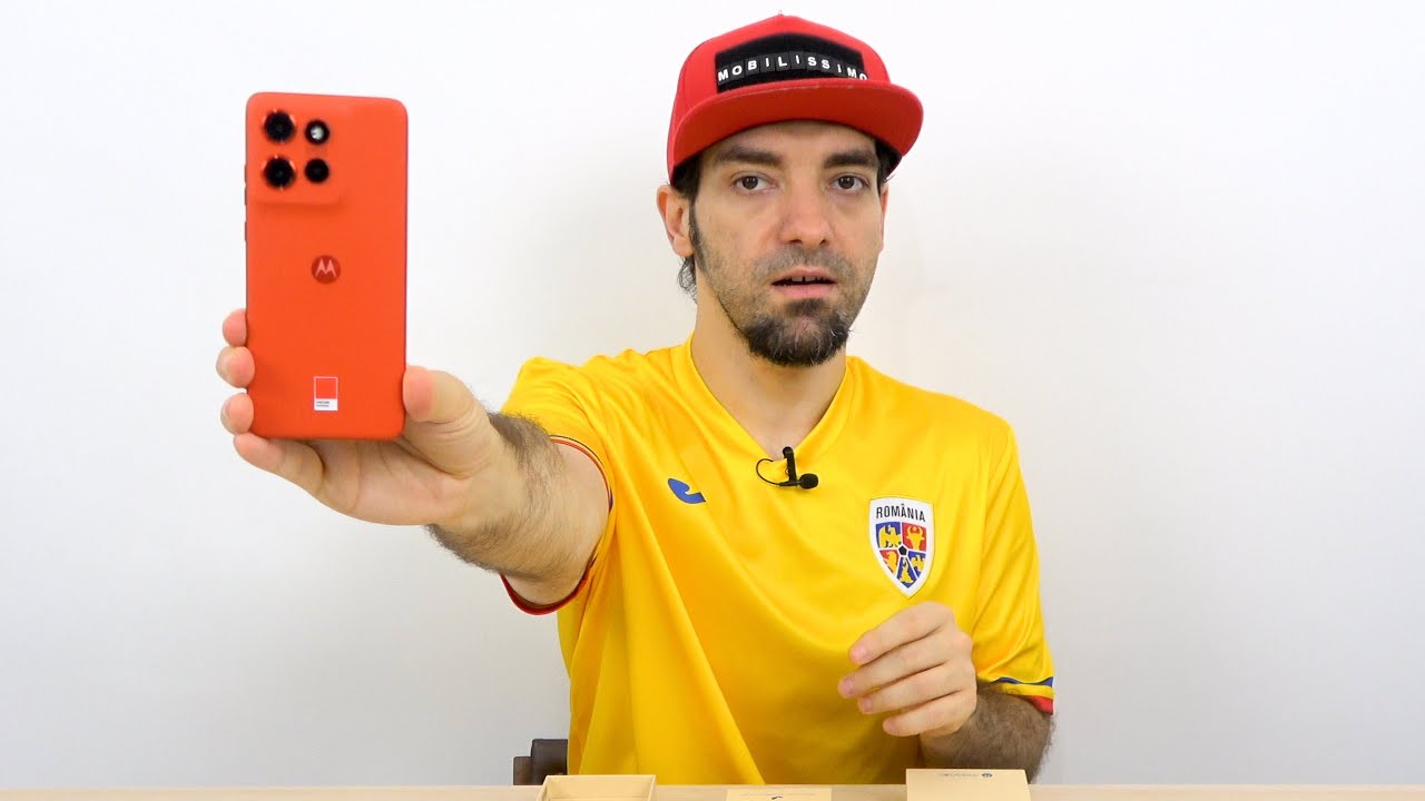 Motorola Edge 50 Neo Unboxing; compact, rezistent și cu 5 ani de actualizări Android