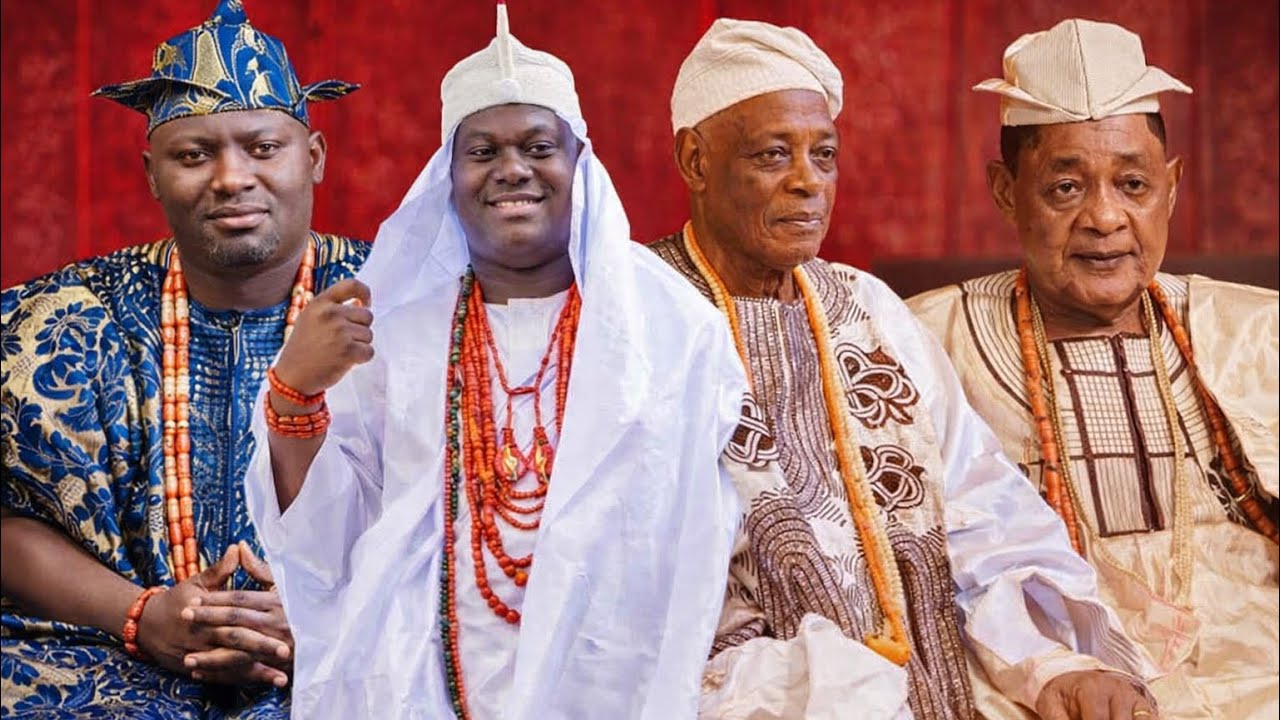THE REASON WHY ALAAFIN DID NOT STAND UP TO GREET OLUBADAN
