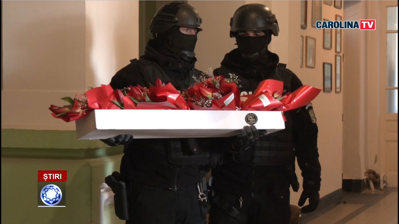 Flori de 8 Martie, cu mascații