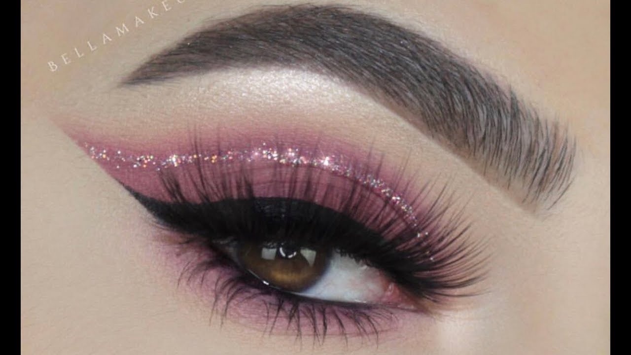 NEW HUDA BEAUTY NUDE PALETTE - Sofie Bella