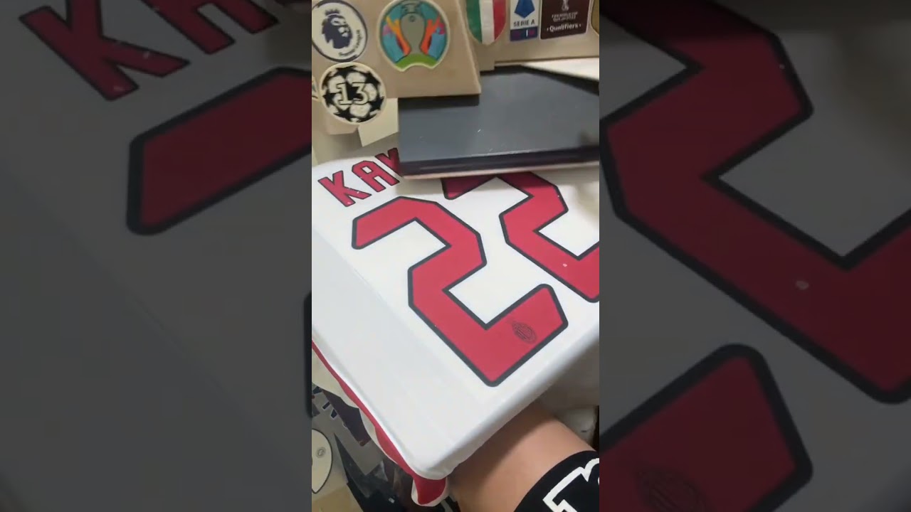 2006 AC Milan Home Retro Customize KAKA #22 Jersey#acmilan #kaka #footballjersey #brazil #football