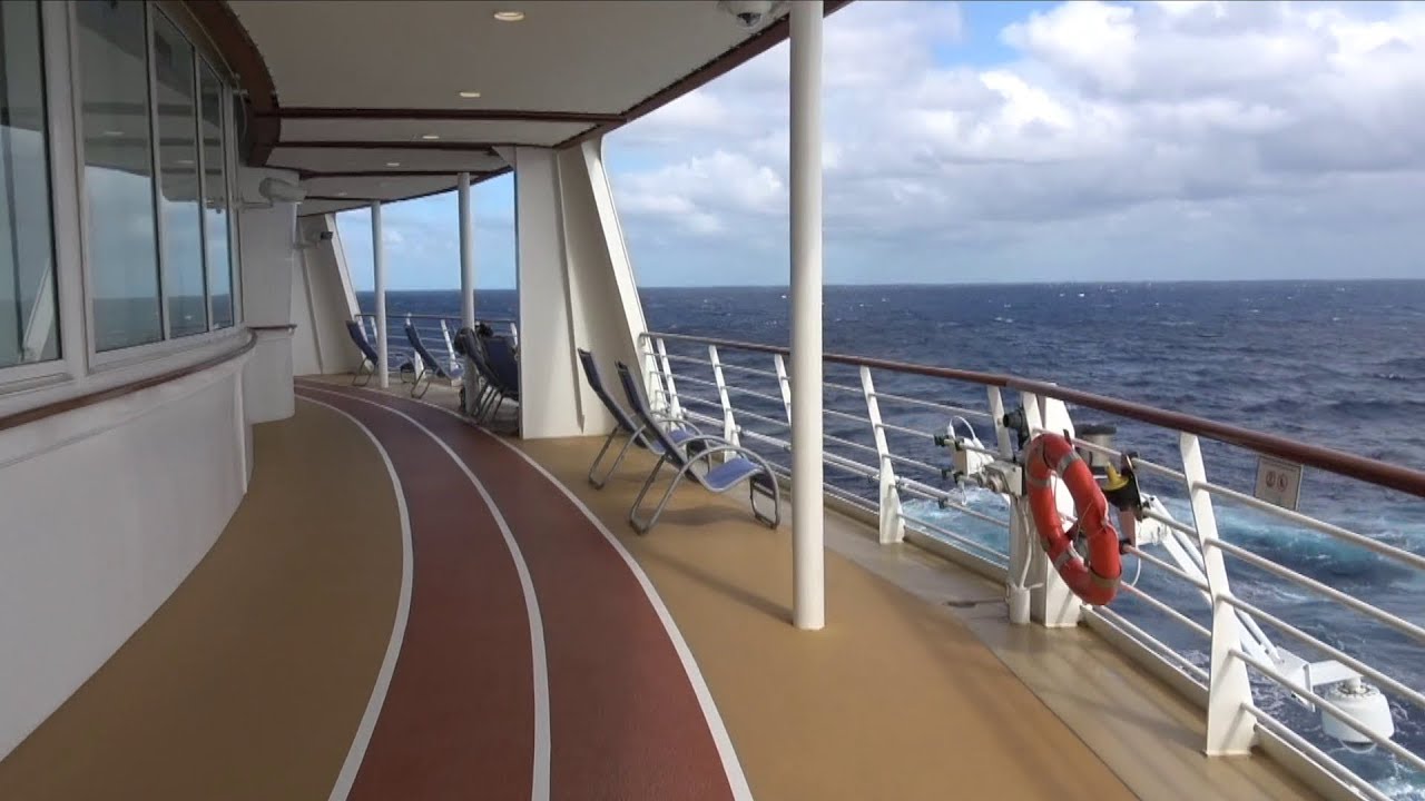 Symphony of the Seas: Running Track Lap