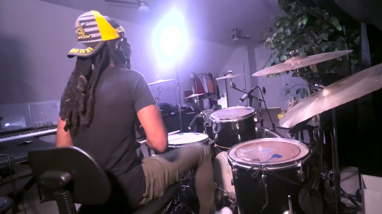 Karxon “going the distance” by Bill Conti Drum Cover