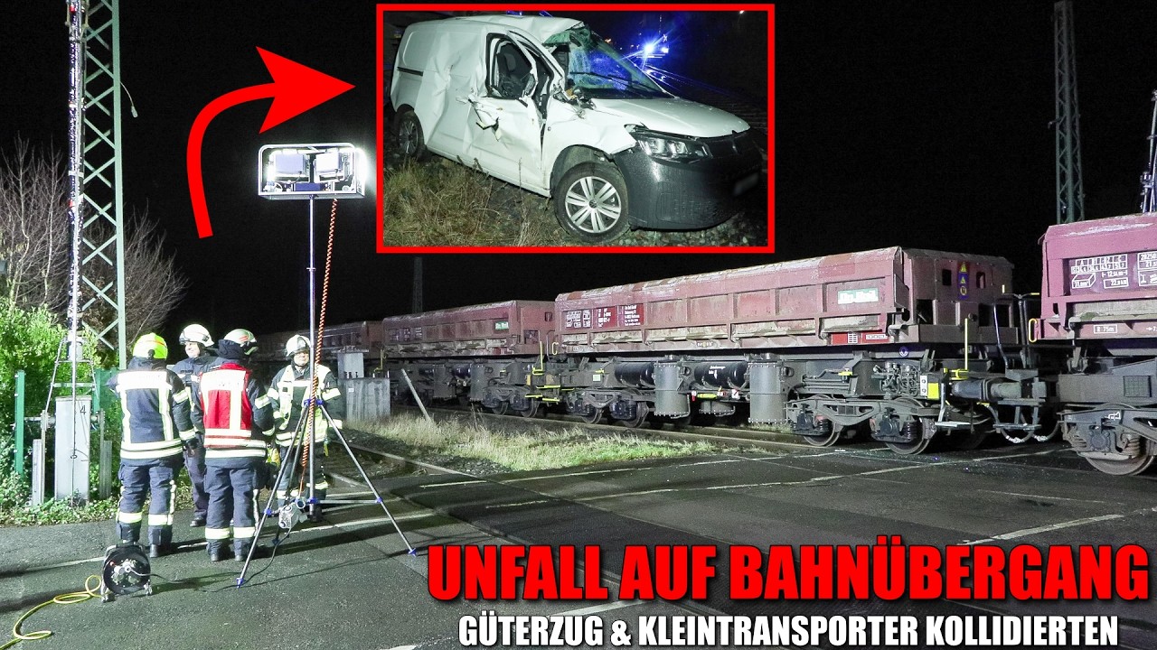 [GÜTERZUG & KLEINTRANSPORTER KOLLIDIERTEN!] - Unfall auf Bahnübergang ~ Feuerwehr Leichlingen -