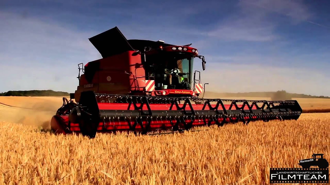 Case 9230 Axial-Flow Mähdrescher in der Gerste. Ernte 2013.Erntetechnik von Case