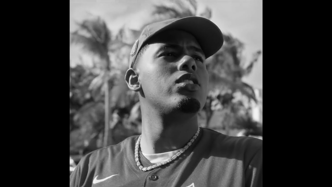 Myke Towers x Eladio Carrion Type Beat - 