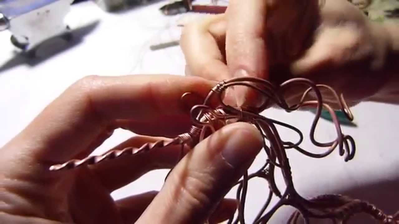 Oksana Trukhan - wire artist, Ukraine