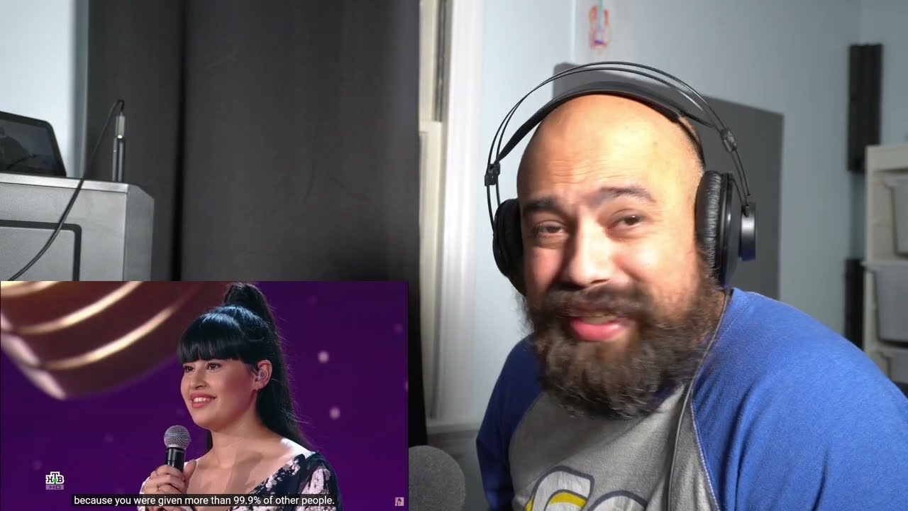 Diana Ankudinova Reaction: Classical Guitarist react to Can't help falling in love Stereo