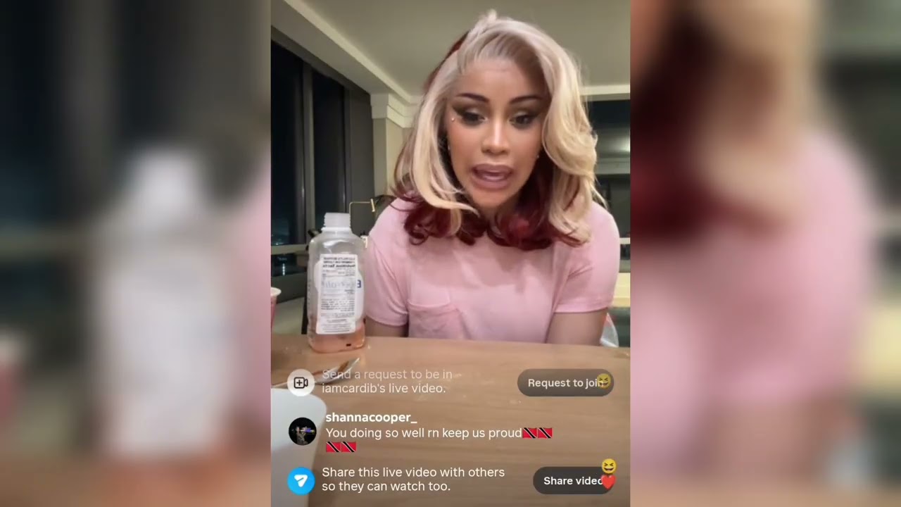 Cardi babies join her at the miss drama tour,