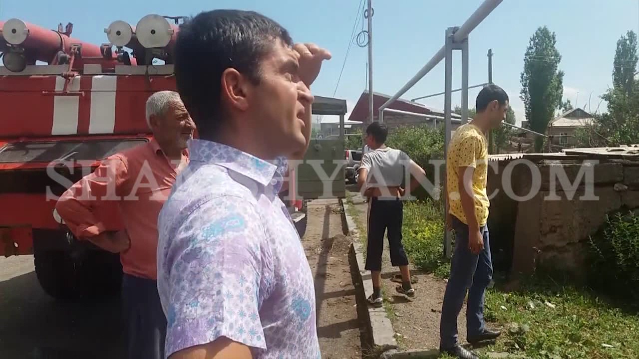 Փոքր Մանթաշ գյուղում հրդեհ է բռնկվել բնակիչներից մեկի տան տանիքում