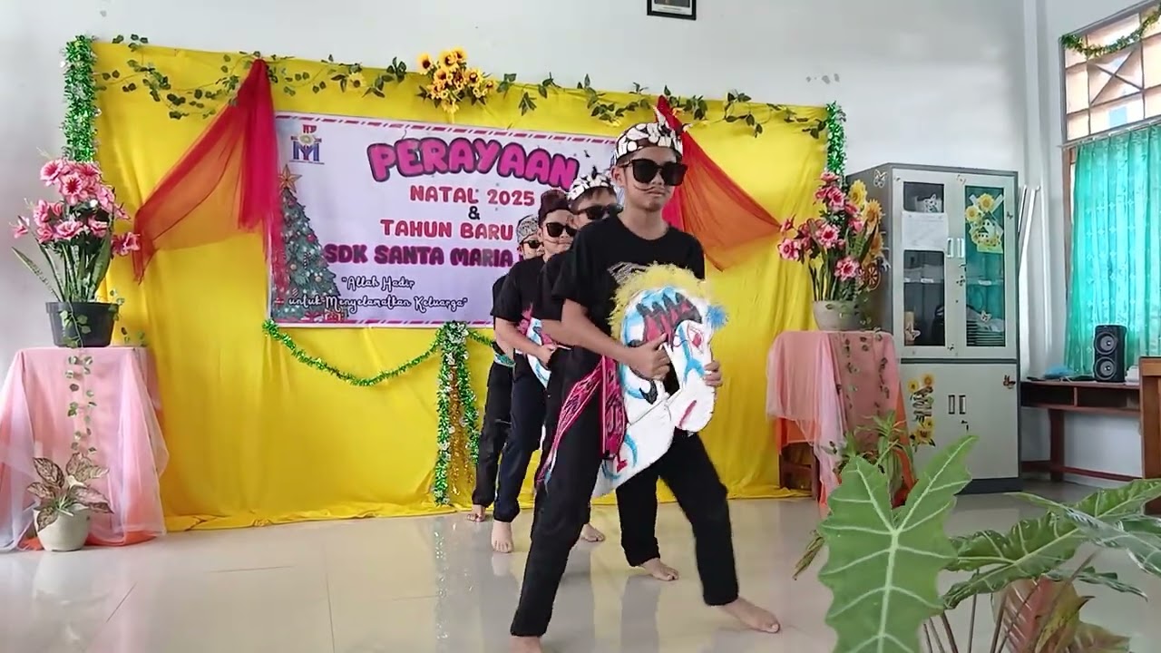 PERAYAAN NATAL 2025 TAMPILAN KELAS 5