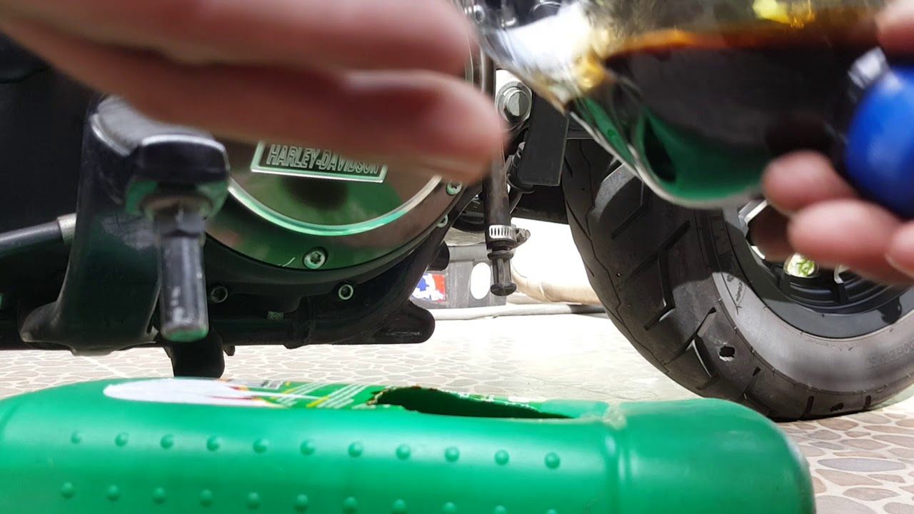 Cambio de aceite (motor) Sportster 883
