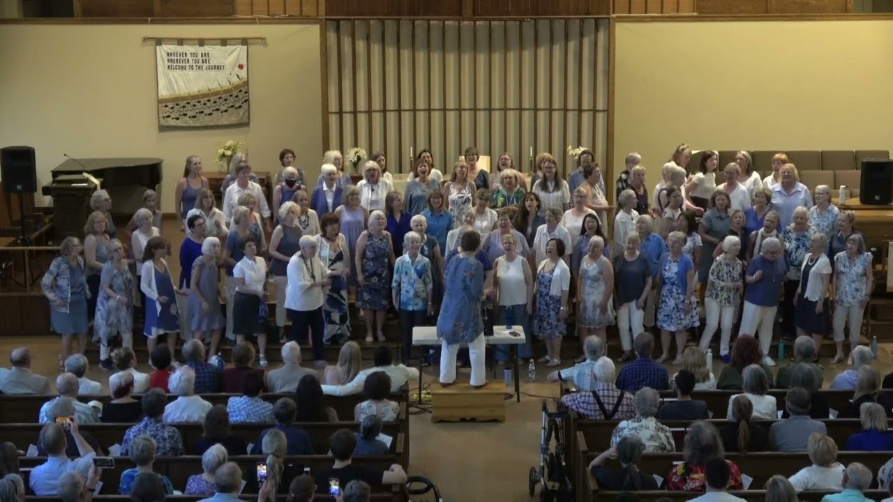 deciBelles choir singing All About That Bass by Meghan Trainor
