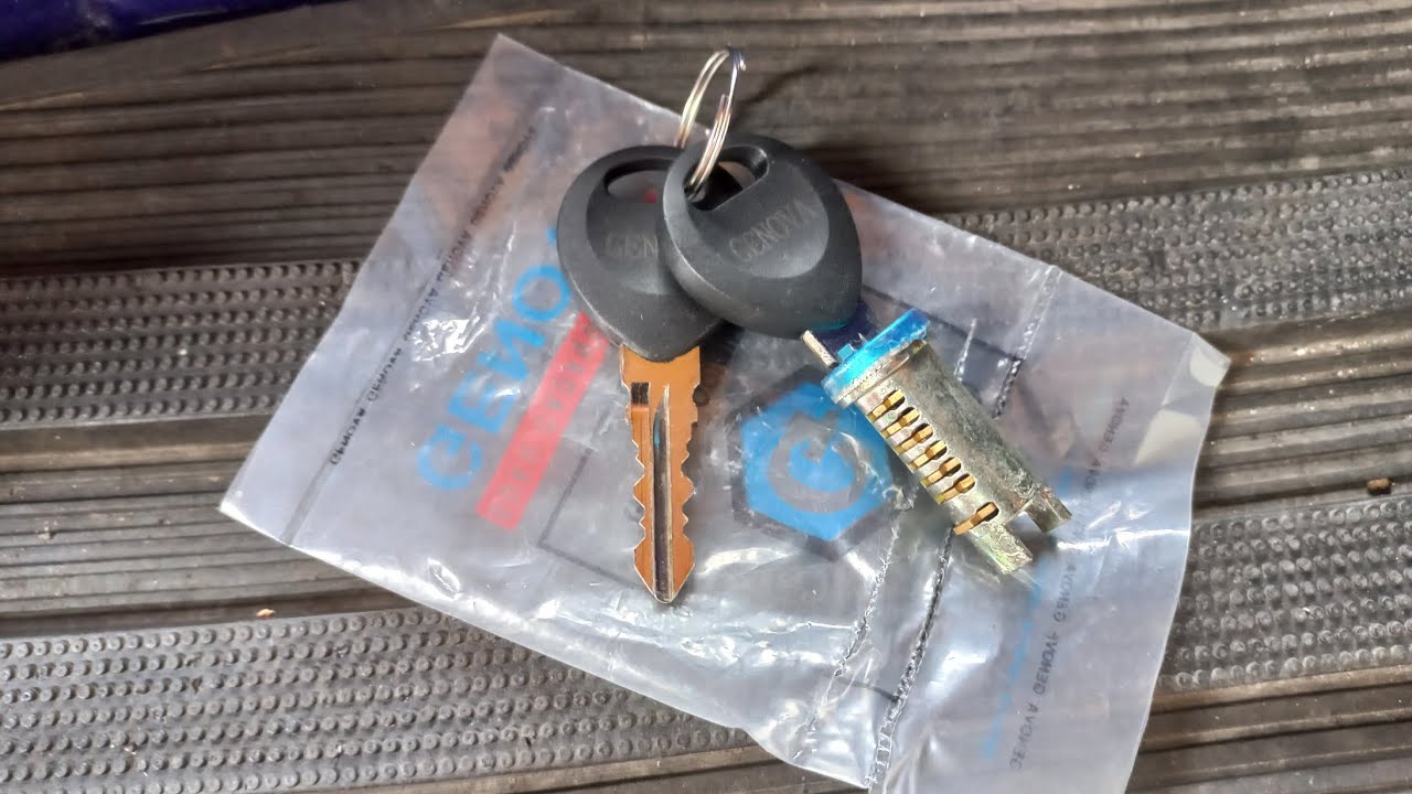 MENGGANTI KUNCI KONTAK VESPA PX EXCLUSIVE EXCEL