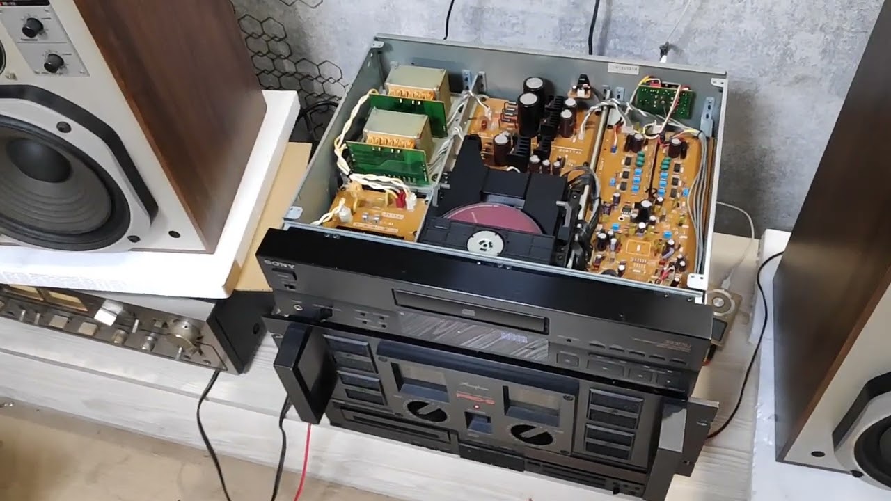 Sony cdp 333 feat Technics sb X5.