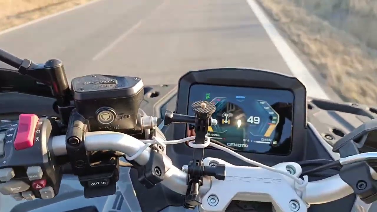 CF moto X850 G3 exhaust sound and top speed na měkkých gumách