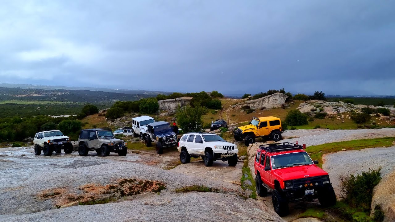 Ruta bajo la lluvia y un frio intenso en Jacume l Varios quebrados l Offroad Tijuana