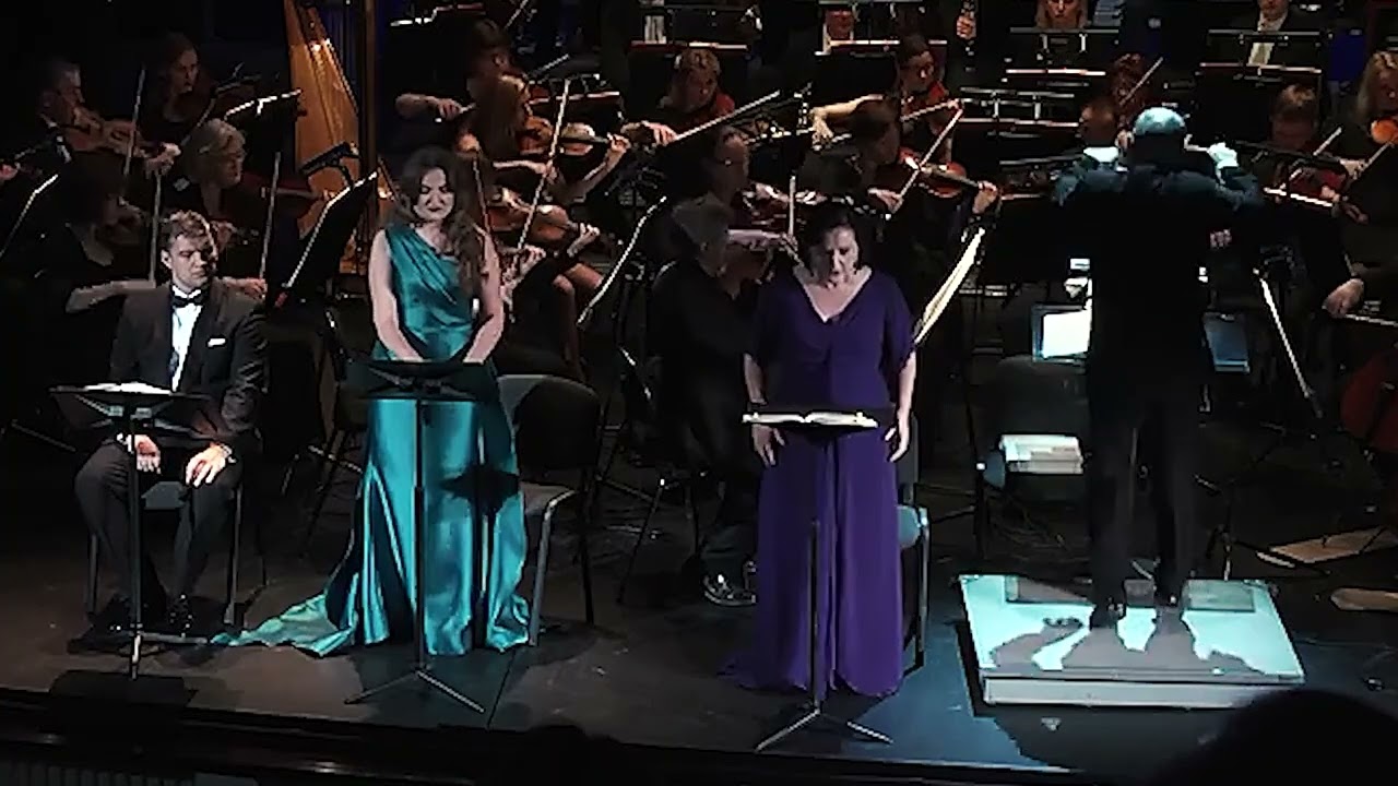 Anna Bolena & Giovanna Seymour duo ( Alisa Gitsba & Oksana Volkova) 