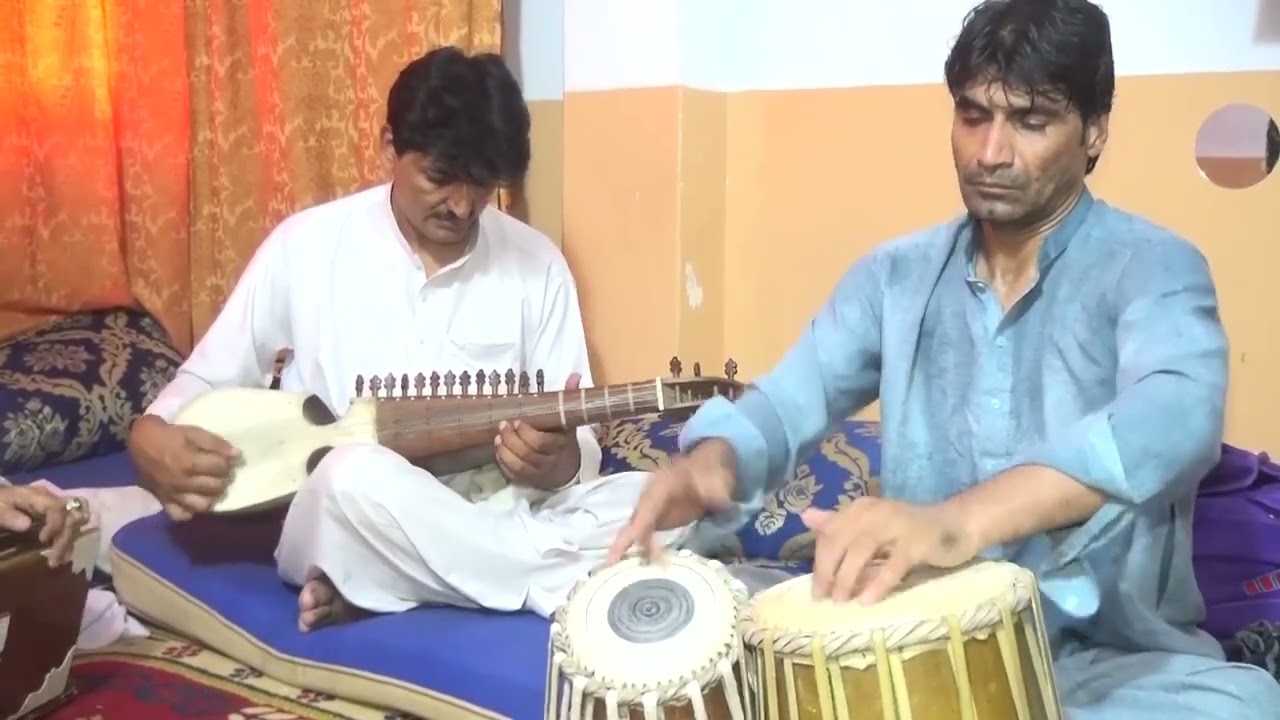 بهار علي استاد / Bahar Ali :  د زلفو زولنو کې دې تړلی پرېښودم