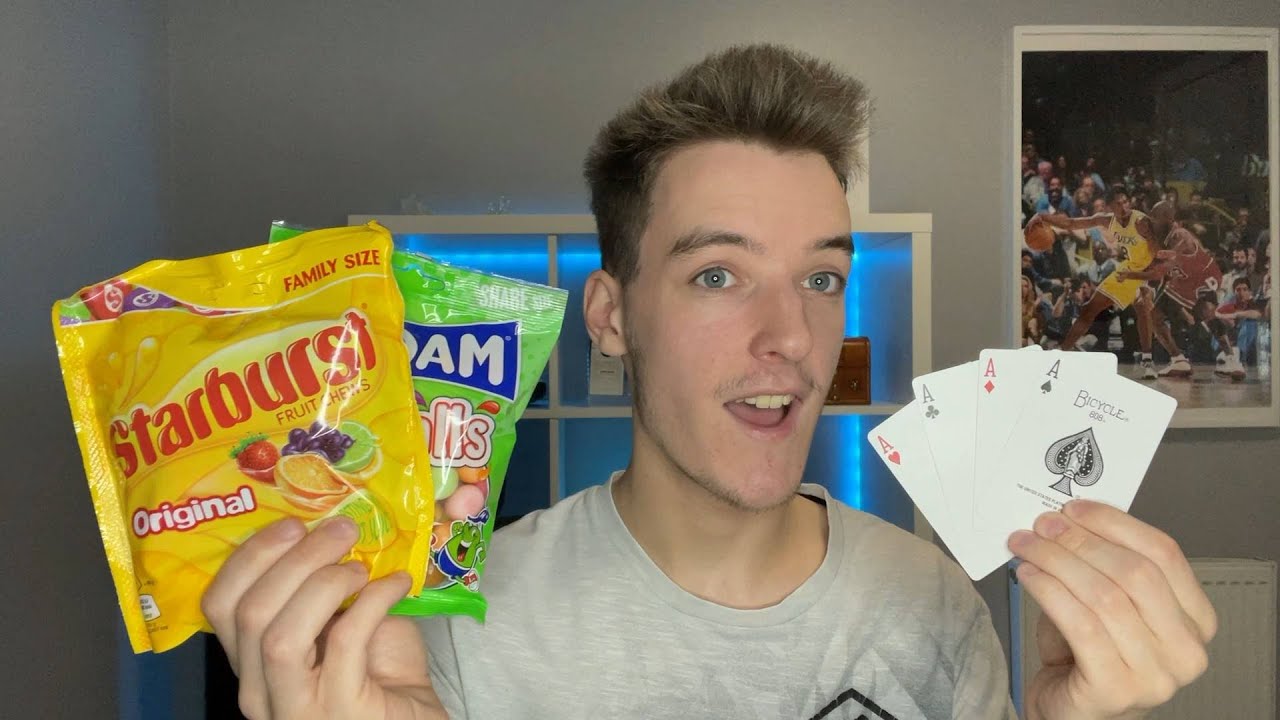 [ASMR] Solitaire & Candy Eating
